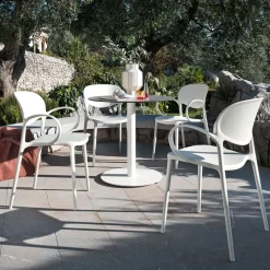 Abby Connubia® Fauteuil de jardin empilable en polypropylène recyclé* Fauteuil De Jardin