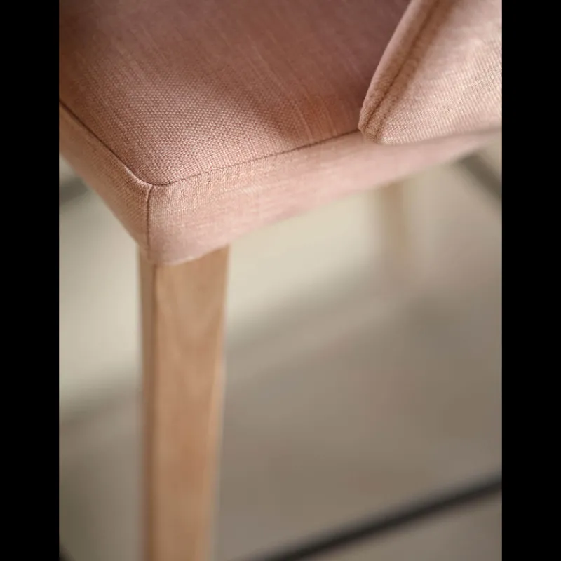 Mobitec Lena ® Tabouret snack en tissu avec accoudoirs et pieds en bois* Tabouret Snack (assise +/- 65 Cm)|Tabouret De Bar (assise +/- 80 Cm)