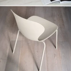 OPS ! Connubia© Chaise italienne empilable en polypropylène avec pieds en métal* Chaise De Cuisine|Chaise De Salle à Manger