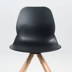VictoireChaise design en polypropylène noir avec pieds en bois* Chaise De Cuisine|Chaise De Salle à Manger